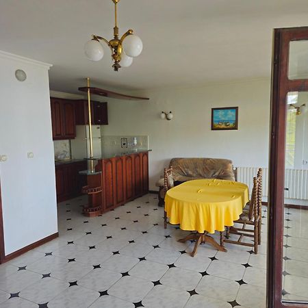 Lazur Seaview Apartment بوموري المظهر الخارجي الصورة