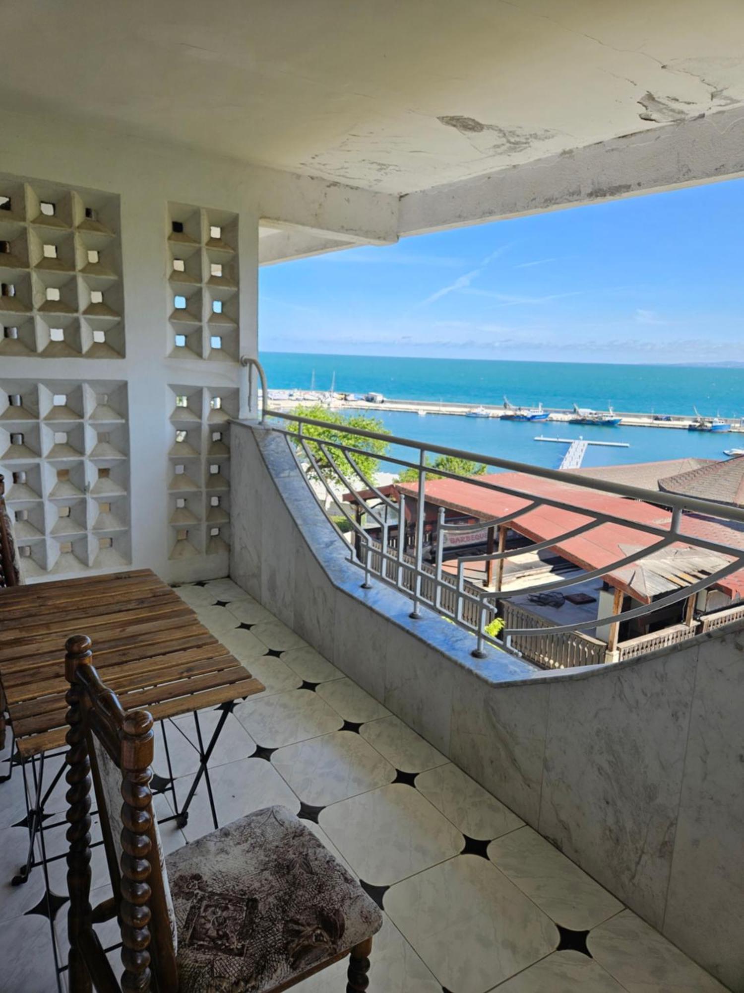 Lazur Seaview Apartment بوموري المظهر الخارجي الصورة